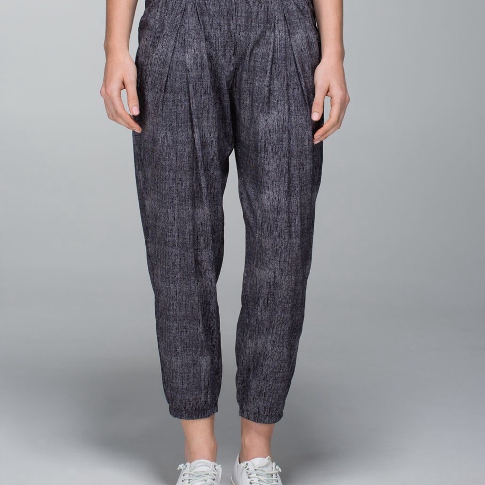 Lululemon Rollin With My Omies Pants